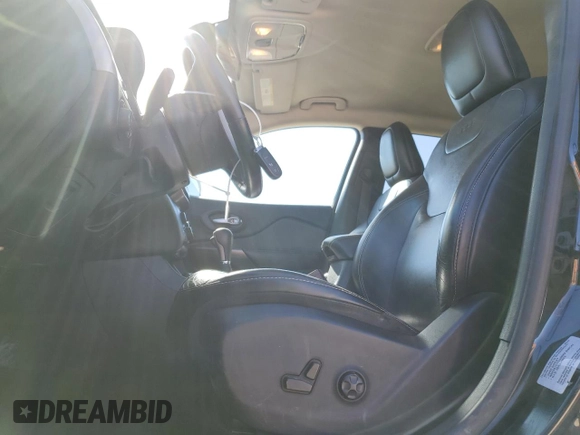 2016 Jeep Cherokee Limited with VIN 1C4PJMDB2GW261510, listed as a Copart auction lot 42243625 with 135,554 mi miles and Salvage Title. Bid and sale history available at carsss.com. Image 7.
