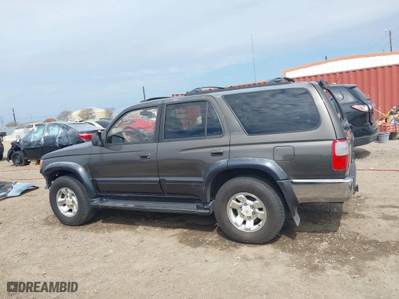 1998 Toyota 4Runner with VIN JT3GN87R9W0059225, listed as a IAAI auction lot 41669661 with 241,986 mi miles. Bid and sale history available at carsss.com. Image 15.