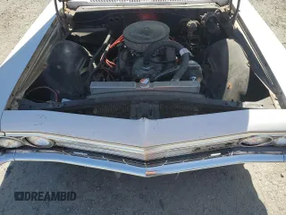 1966 Chevrolet Impala z VIN 164376C140839, wystawiony jako Copart lot #55460165 z przebiegiem 9 061 mil mil oraz Szkoda całkowita • Salvage title. Historia ofert i sprzedaży dostępna na DreamBid. Obrazek 11.