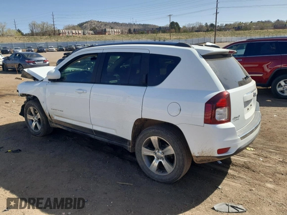 2017 Jeep Compass Latitude z VIN 1C4NJDEB5HD171724, wystawiony jako Copart lot #52525425 z przebiegiem 91 514 mil mil oraz Szkoda całkowita • Salvage title. Historia ofert i sprzedaży dostępna na DreamBid. Obrazek 2.