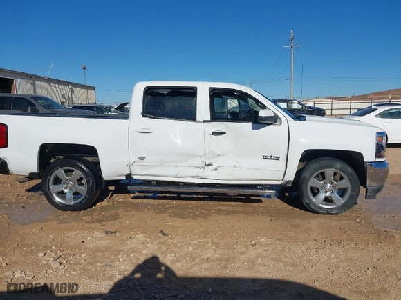 2018 Chevrolet Silverado 1500 LT with VIN 3GCPCREC6JG534601, listed as a IAAI auction lot 41465807 with 101,894 mi miles. Bid and sale history available at carsss.com. Image 13.