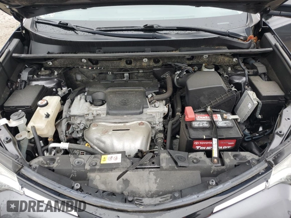 2017 Toyota RAV4 LE z VIN JTMBFREV8HJ138052, wystawiony jako Copart lot #61393655 z przebiegiem 49 785 mil mil oraz Szkoda całkowita • Salvage title. Historia ofert i sprzedaży dostępna na DreamBid. Obrazek 12.