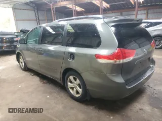 2011 Toyota Sienna LE AAS с VIN 5TDKK3DC6BS056176, выставлен на аукционе Copart как лот 58148845 с пробегом 412 435 миль миль и Чистый • Clean title. История ставок и продаж доступна на DreamBid. Изображение 2.