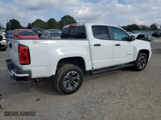 2021 Chevrolet Colorado 2WD Z71 with VIN 1GCGSDEN6M1185112, listed as a Copart auction lot 79696804 with 63,742 mi miles and Salvage Title. Bid and sale history available at carsss.com. Image 3.