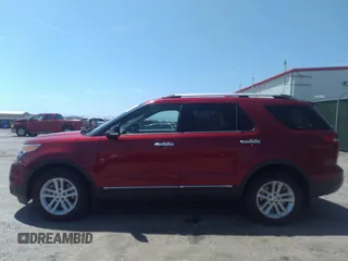 2014 Ford Explorer XLT z VIN 1FM5K8D85EGA87029, wystawiony jako IAAI lot #37168851 z przebiegiem 112 113 mil mil oraz . Historia ofert i sprzedaży dostępna na DreamBid. Obrazek 14.