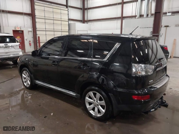 2011 Mitsubishi Outlander GT with VIN JA4JT5AX8BU016134, listed as a IAAI auction lot 41607771 with 161,817 mi miles. Bid and sale history available at carsss.com. Image 3.