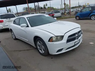2011 Dodge Charger Rallye with VIN 2B3CL3CG9BH550103, listed as a IAAI auction lot 41778719 with 142,843 mi miles. Bid and sale history available at carsss.com. Image 1.