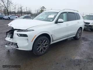 2025 BMW X7 xDrive40i with VIN 5UX23EM05S9X98435, listed as a IAAI auction lot 41476358 with 2,946 mi miles. Bid and sale history available at carsss.com. Image 17.