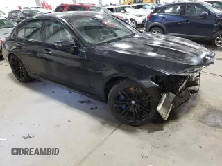 2019 BMW M5 Competition z VIN WBSJF0C56KB447913, wystawiony jako Copart lot #39548993 z przebiegiem 30 141 mil mil oraz . Historia ofert i sprzedaży dostępna na DreamBid. Obrazek 4.