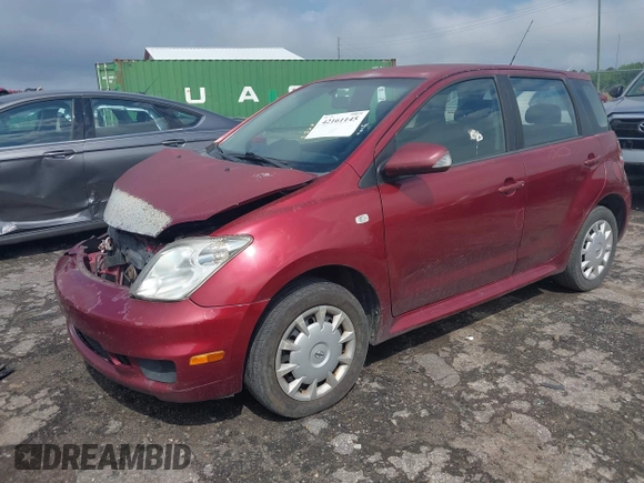 2006 Scion xA z VIN JTKKT624260171630, wystawiony jako IAAI lot #42161145 z przebiegiem 194 764 mil mil oraz . Historia ofert i sprzedaży dostępna na DreamBid. Obrazek 2.
