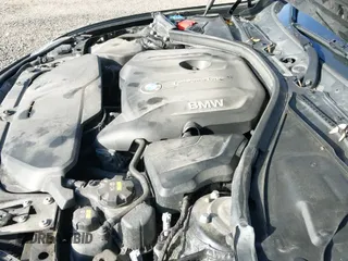 2019 BMW 4 Series 430i xDrive z VIN WBA4W5C52KAE49861, wystawiony jako IAAI lot #42183322 z przebiegiem 99 459 mil mil oraz . Historia ofert i sprzedaży dostępna na DreamBid. Obrazek 23.