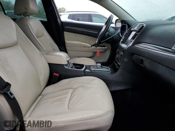 2016 Chrysler 300 Anniversary Edition с VIN 2C3CCAAG6GH216922, выставлен на аукционе Copart как лот 72765074 с пробегом 145 196 миль миль и Списание • Salvage title. История ставок и продаж доступна на DreamBid. Изображение 7.