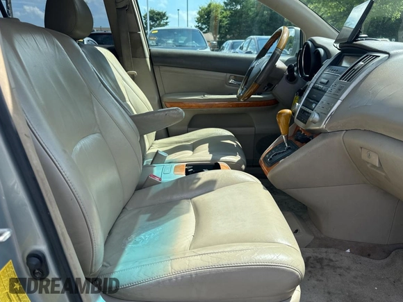 2006 Lexus RX 330 with VIN 2T2HA31U56C087522, listed as a Copart auction lot 63475095 with 218,259 mi miles and Clean title. Bid and sale history available at DreamBid. Image 5.