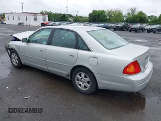 2000 Toyota Avalon XL with VIN 4T1BF28BXYU038831, listed as a IAAI auction lot 42319105 with 139,904 mi miles and . Bid and sale history available at DreamBid. Image 3.
