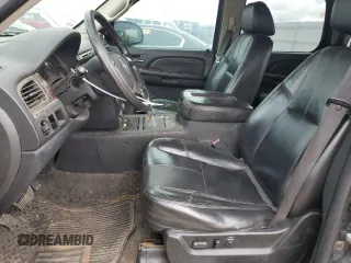 2007 GMC Yukon Denali z VIN 1GKFK63837J141601, wystawiony jako Copart lot #55281655 z przebiegiem 285 633 mil mil oraz Tytuł czysty. Historia ofert i sprzedaży dostępna na DreamBid. Obrazek 7.