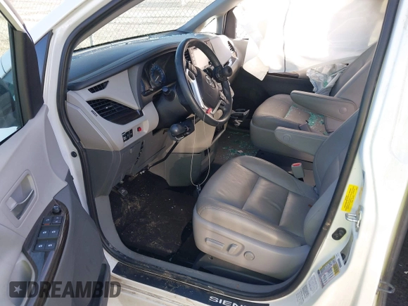 2020 Toyota Sienna XLE Auto Access Seat with VIN 5TDYZ3DCXLS029196, listed as a IAAI auction lot 41569611 with 50,319 mi miles and . Bid and sale history available at DreamBid. Image 5.