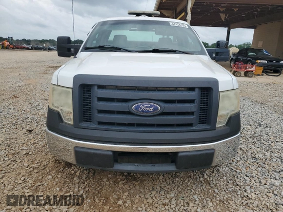 2010 Ford F-150 XL with VIN 1FTMF1CW2AFC54023, listed as a Copart auction lot 57428195 with 183,892 mi miles and Salvage title. Bid and sale history available at DreamBid. Image 5.