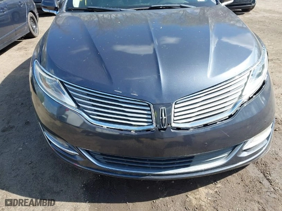 2013 Lincoln MKZ with VIN 3LN6L2G95DR808850, listed as a IAAI auction lot 41980262 with 1 mi miles. Bid and sale history available at carsss.com. Image 6.