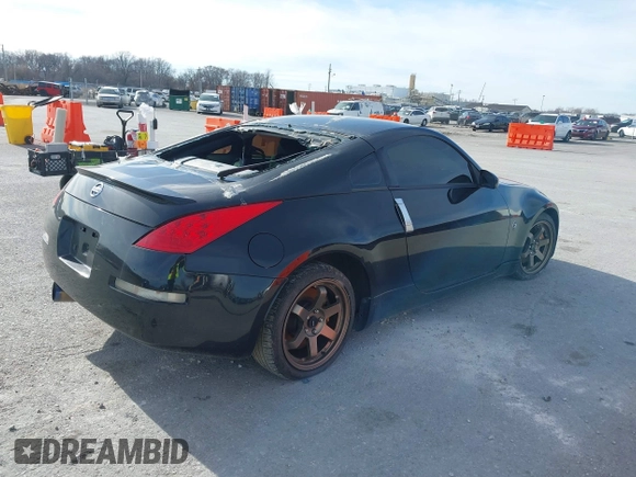 2006 Nissan 350Z Grand Touring with VIN JN1AZ34D76M312202, listed as a IAAI auction lot 38335047 with 113,906 mi miles. Bid and sale history available at carsss.com. Image 4.
