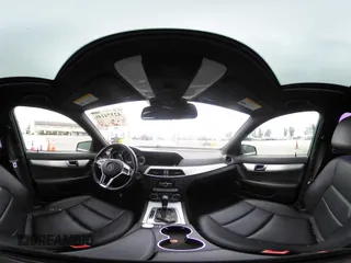 2013 Mercedes-Benz C 250 Sport z VIN WDDGF4HB6DA777055, wystawiony jako IAAI lot #42374146 z przebiegiem 122 060 mil mil oraz . Historia ofert i sprzedaży dostępna na DreamBid. Obrazek 18.