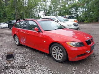 2006 BMW 3 Series 325xi with VIN WBAVT13526KW23205, listed as a IAAI auction lot 42707089 with 179,376 mi miles and . Bid and sale history available at DreamBid. Image 1.