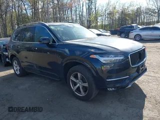 2016 Volvo XC90 Momentum with VIN YV4102XK7G1073911, listed as a IAAI auction lot 42053561 with 77,620 mi miles. Bid and sale history available at carsss.com. Image 1.