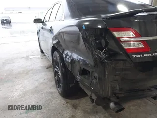 2013 Ford Taurus SHO с VIN 1FAHP2KT8DG159577, выставлен на аукционе IAAI как лот 41107630 с пробегом 90 865 миль миль и . История ставок и продаж доступна на DreamBid. Изображение 18.