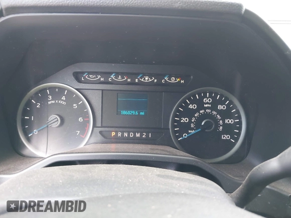 2015 Ford F-150 XLT with VIN 1FTEW1EF5FFB13987, listed as a IAAI auction lot 40377116 with 186,029 mi miles. Bid and sale history available at carsss.com. Image 7.