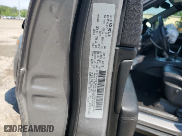 2020 Jeep Grand Cherokee Limited z VIN 1C4RJFBG6LC242912, wystawiony jako Copart lot #59727245 z przebiegiem 28 448 mil mil oraz Szkoda całkowita • Salvage title. Historia ofert i sprzedaży dostępna na DreamBid. Obrazek 13.