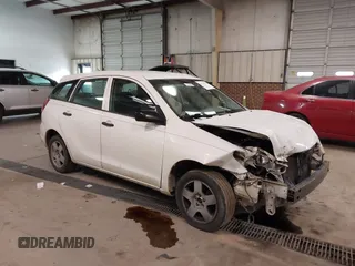 2006 Toyota Matrix STD with VIN 2T1KR32E86C572957, listed as a IAAI auction lot 41734731 with 291,433 mi miles and . Bid and sale history available at carsss.com. Image 1.