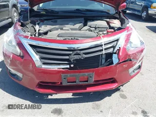 2015 Nissan Altima SV with VIN 1N4AL3AP0FC170249, listed as a IAAI auction lot 41964262 with 141,830 mi miles and . Bid and sale history available at carsss.com. Image 6.