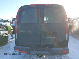 2004 GMC Savana Cargo Van with VIN 1GTFG15X741153301, listed as a IAAI auction lot 41296361 with 147,759 mi miles. Bid and sale history available at carsss.com. Image 16.