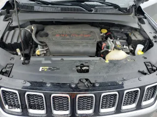 2018 Jeep Compass Latitude с VIN 3C4NJDBB9JT180222, выставлен на аукционе Copart как лот 56979395 с пробегом 78 262 миль миль и Списание • Salvage title. История ставок и продаж доступна на DreamBid. Изображение 12.