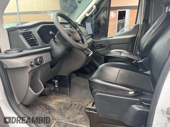 2020 Ford Transit Cargo с VIN 1FTYE1C88LKA02373, выставлен на аукционе IAAI как лот 42599713 с пробегом 151 619 миль миль и . История ставок и продаж доступна на DreamBid. Изображение 2.