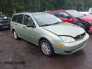 2007 Ford Focus SE with VIN 1FAHP36N57W184142, listed as a IAAI auction lot 42669994 with 212,742 mi miles and . Bid and sale history available at DreamBid. Image 1.