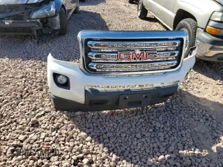2017 GMC Canyon 2WD SLE with VIN 1GTG5CEN2H1142314, listed as a Copart auction lot 44445105 with 74,584 mi miles and Salvage Title. Bid and sale history available at carsss.com. Image 12.