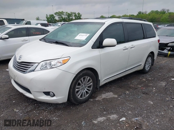 2017 Toyota Sienna XLE Auto Access Seat with VIN 5TDYZ3DC5HS881818, listed as a IAAI auction lot 42122771 with 101,982 mi miles and . Bid and sale history available at DreamBid. Image 17.