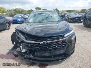 2025 Chevrolet Trax 2RS with VIN KL77LJEP2SC202323, listed as a IAAI auction lot 41738164 with 235 mi miles. Bid and sale history available at carsss.com. Image 12.