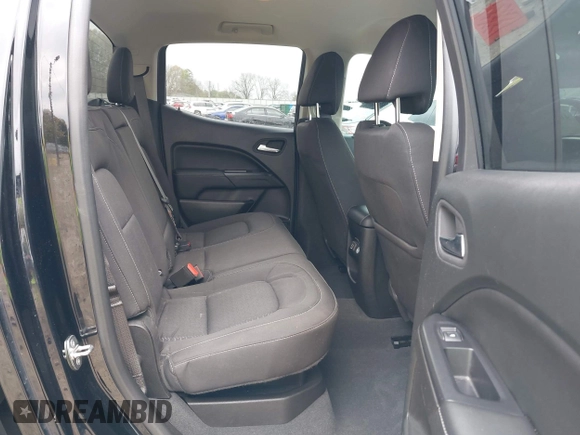 2019 GMC Canyon 4WD SLE with VIN 1GTG6CEN4K1329011, listed as a IAAI auction lot 41920100 with 82,343 mi miles. Bid and sale history available at carsss.com. Image 8.