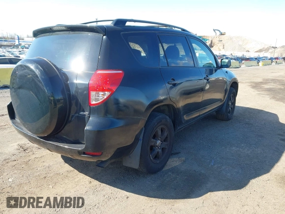 2007 Toyota RAV4 with VIN JTMBD33V676026194, listed as a IAAI auction lot 42001542 with 188,991 mi miles. Bid and sale history available at carsss.com. Image 4.