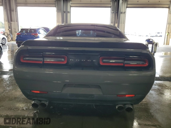 2017 Dodge Challenger SXT z VIN 2C3CDZAG8HH613593, wystawiony jako Copart lot #71003954 z przebiegiem 89 441 mil mil oraz Szkoda całkowita • Salvage title. Historia ofert i sprzedaży dostępna na DreamBid. Obrazek 6.