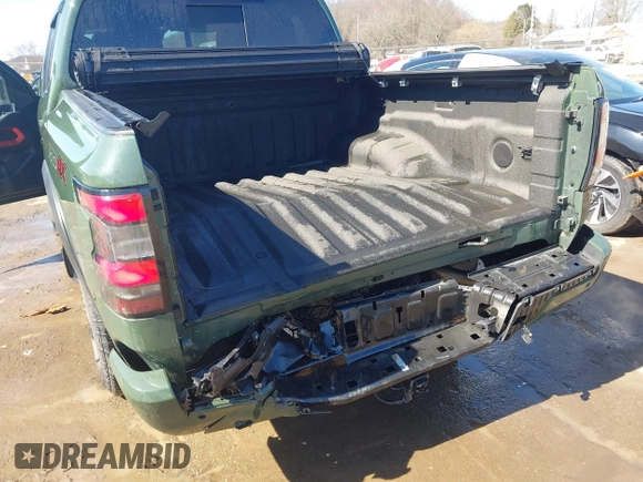 2023 Nissan Frontier Pro-4X z VIN 1N6ED1EK2PN615718, wystawiony jako IAAI lot #41739218 z przebiegiem 19 875 mil mil oraz . Historia ofert i sprzedaży dostępna na DreamBid. Obrazek 6.