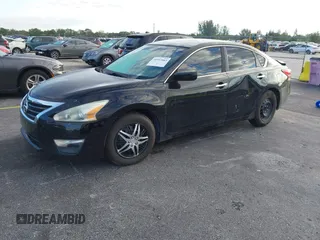 2015 Nissan Altima 2.5 S with VIN 1N4AL3AP9FN918503, listed as a IAAI auction lot 41997883 with 111,336 mi miles. Bid and sale history available at carsss.com. Image 17.