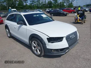 2015 Audi allroad Premium Plus with VIN WA1UFAFLXFA055527, listed as a IAAI auction lot 41760426 with 130,238 mi miles. Bid and sale history available at carsss.com. Image 1.