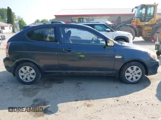 2010 Hyundai Accent GS z VIN KMHCM3AC9AU152747, wystawiony jako IAAI lot #42413342 z przebiegiem 74 544 mil mil oraz . Historia ofert i sprzedaży dostępna na DreamBid. Obrazek 13.
