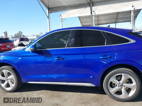 2022 Audi Q5 Sportback S line Premium Plus with VIN WA15AAFYXN2024513, listed as a IAAI auction lot 41307024 with 28,715 mi miles and . Bid and sale history available at DreamBid. Image 14.