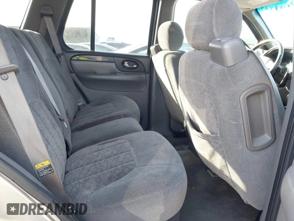 2003 GMC Envoy SLE with VIN 1GKDT13S132377154, listed as a IAAI auction lot 41484891 with 226,008 mi miles. Bid and sale history available at carsss.com. Image 8.