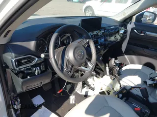 2024 Mazda CX-5 2.5 S Preferred Package with VIN JM3KFBCL5R0516853, listed as a IAAI auction lot 40859077 with 397 mi miles. Bid and sale history available at carsss.com. Image 20.