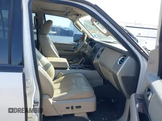 2009 Ford Expedition Limited z VIN 1FMFU19589EB00894, wystawiony jako IAAI lot #41703534 z przebiegiem 205 104 mil mil oraz . Historia ofert i sprzedaży dostępna na DreamBid. Obrazek 5.