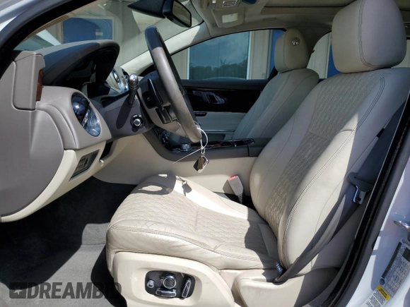 2017 Jaguar XJ with VIN SAJWA2G79H8W08264, listed as a Copart auction lot 47294255 with 70,645 mi miles and Non Repairable. Bid and sale history available at carsss.com. Image 7.